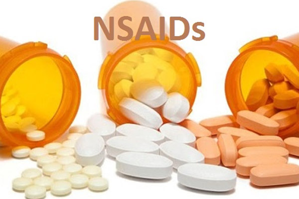 Thuốc NSAIDs - nhóm thuốc giúp giảm viêm, đau cho người bệnh lupus ban đỏ